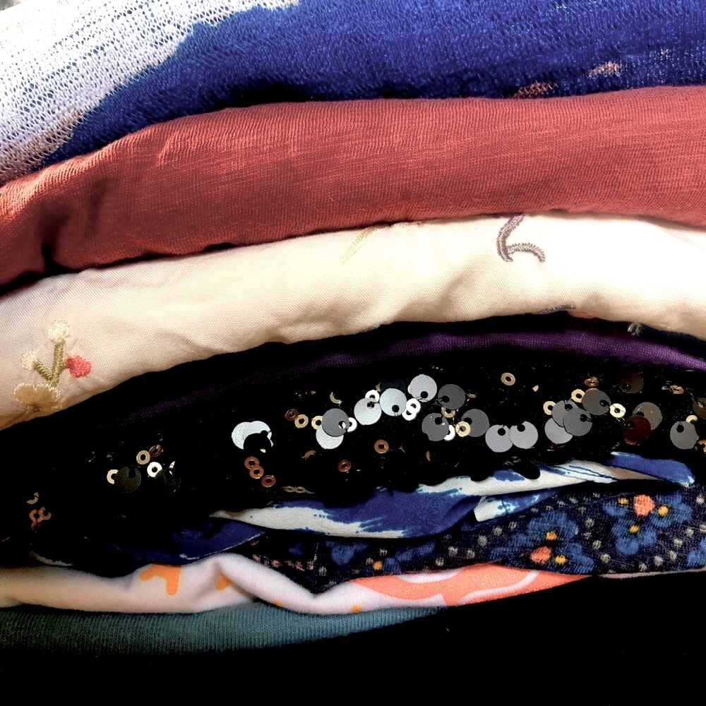 🖤✨Stack of Beautiful Tops✨🖤 - Picture 1 of 1